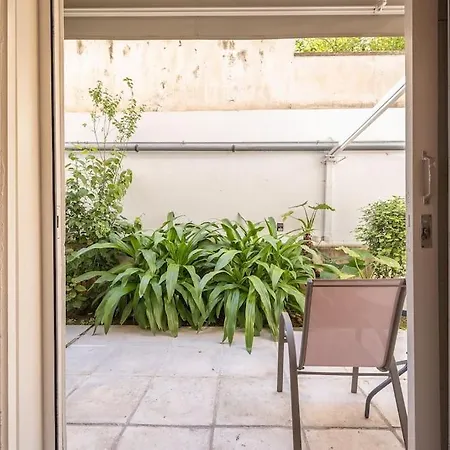 Seaside Retreat Floisvos Appartement